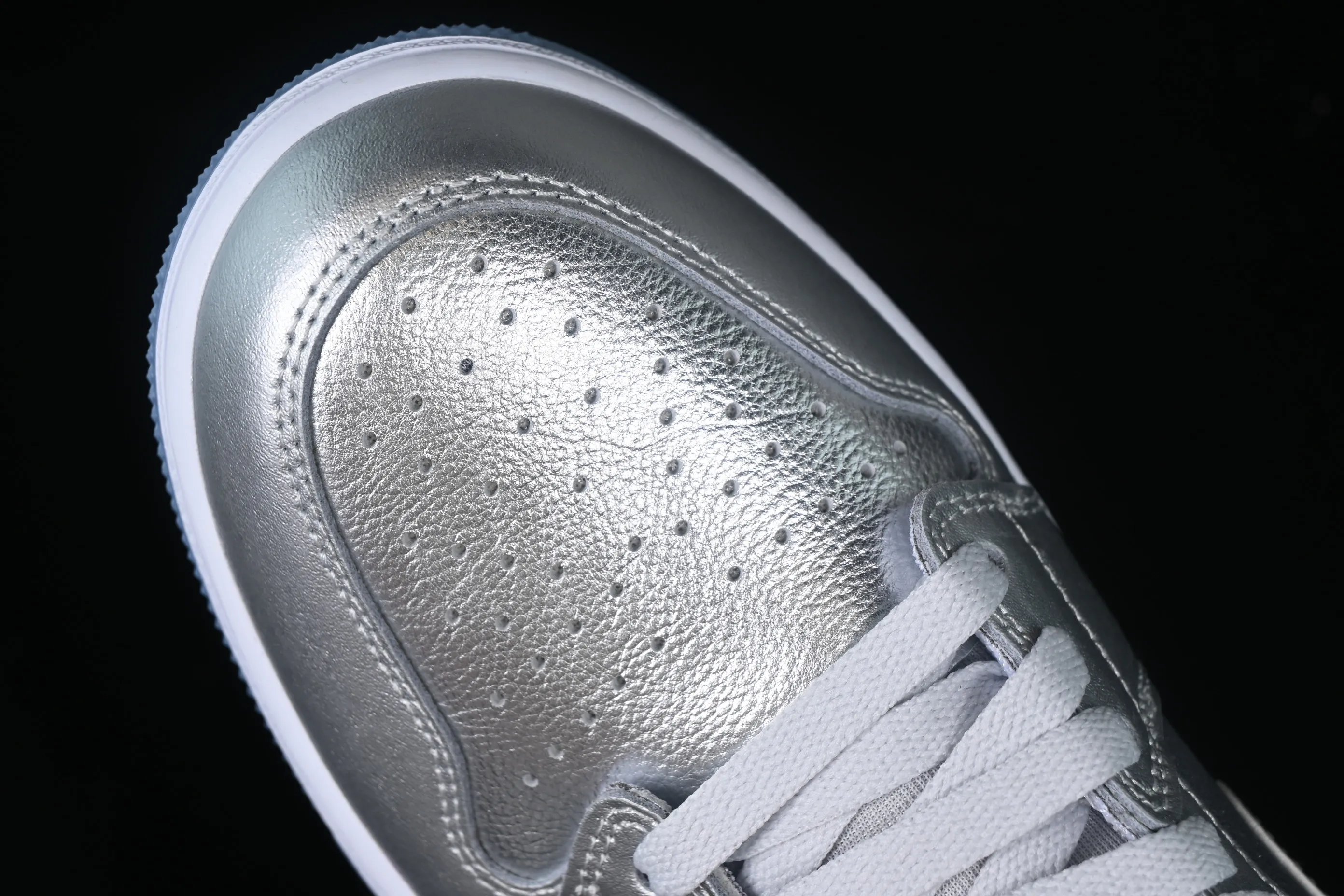 All categories Air Jordan Jordan series basketball shoes Air Jordan 1 Low G version pure original Air Jordan 1 Low Golf AJ1 Joe 1 new golf version liquid silver FD6848-001